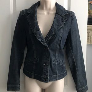Adorable CAbi Fitted Jean Jacket EUC Size S